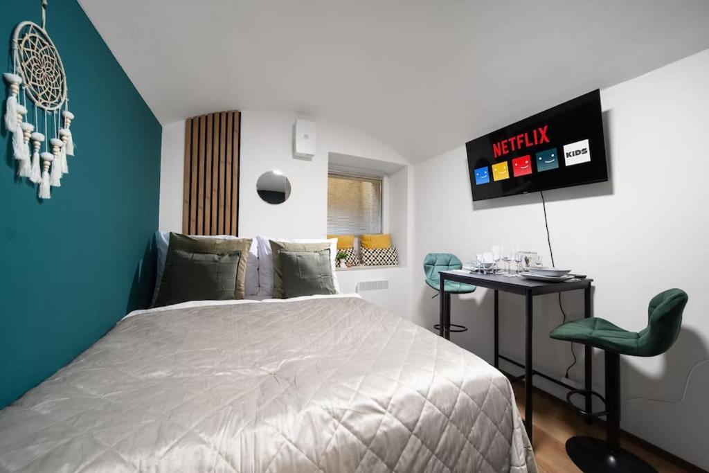 Secret Budget Studio Oasis Praag Buitenkant foto